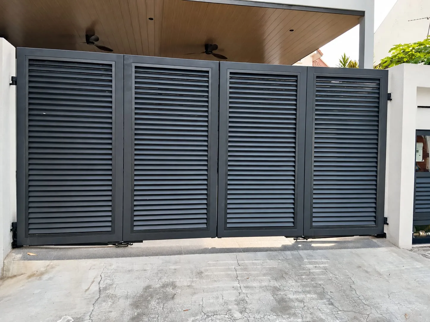 Installation Metal Swing Gate 4 Part