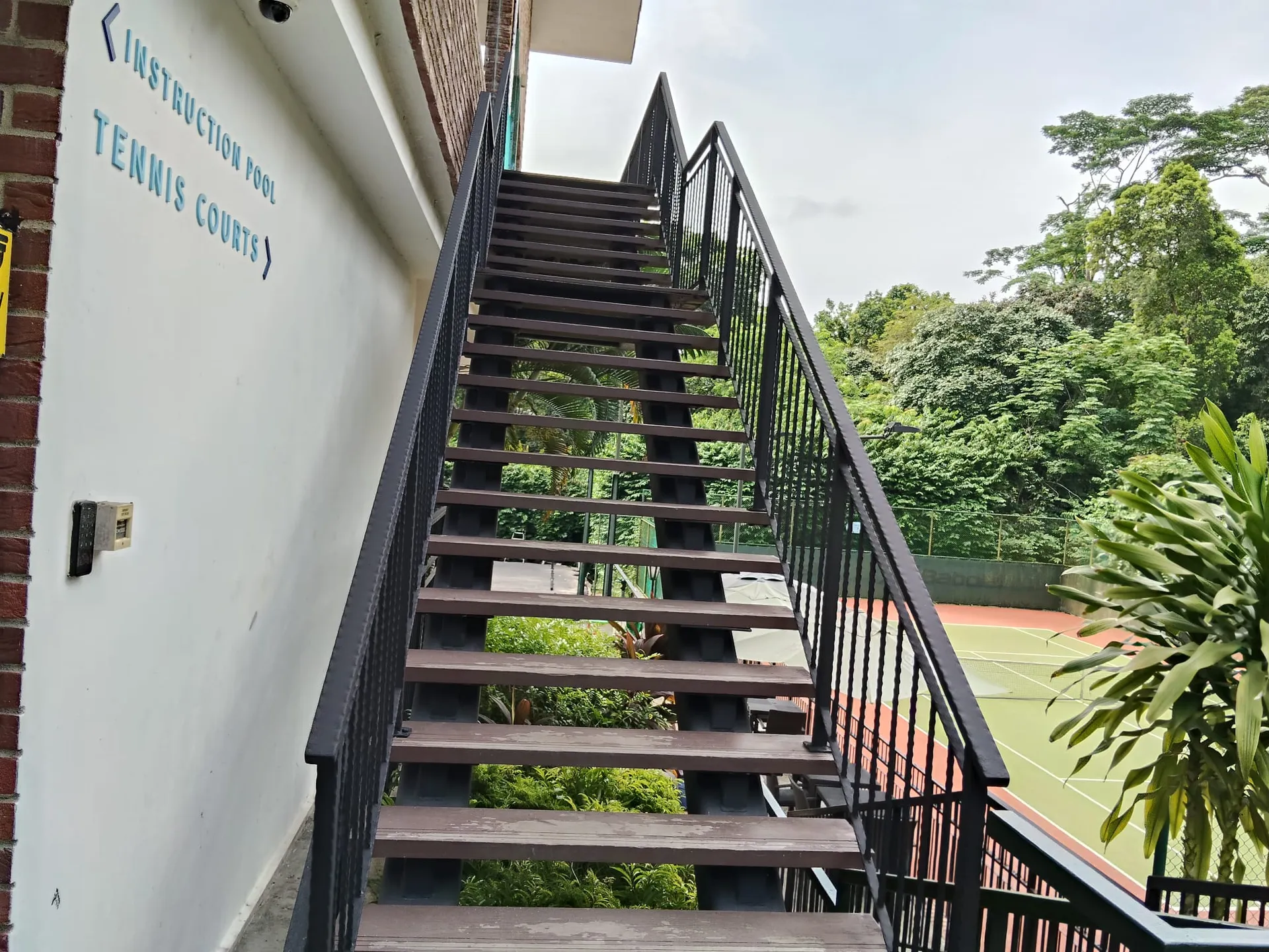 Installation Outside Staircase Railing
