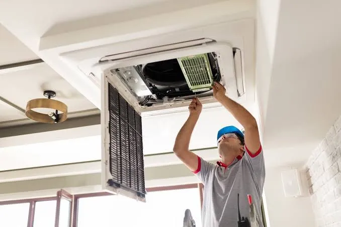 Ceiling Cassette Servicing and Chemical Servicing